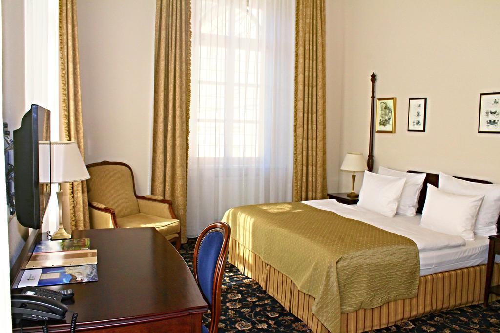 Gourmet Hotel Villa Patriot Marianske Lazne Quarto foto