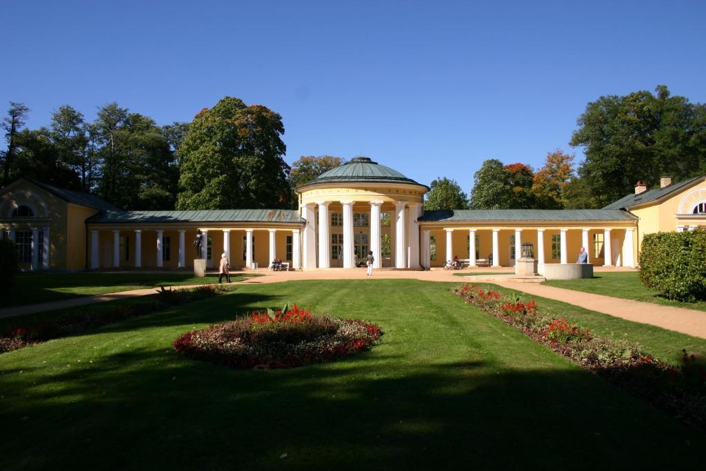 Gourmet Hotel Villa Patriot Marianske Lazne Exterior foto