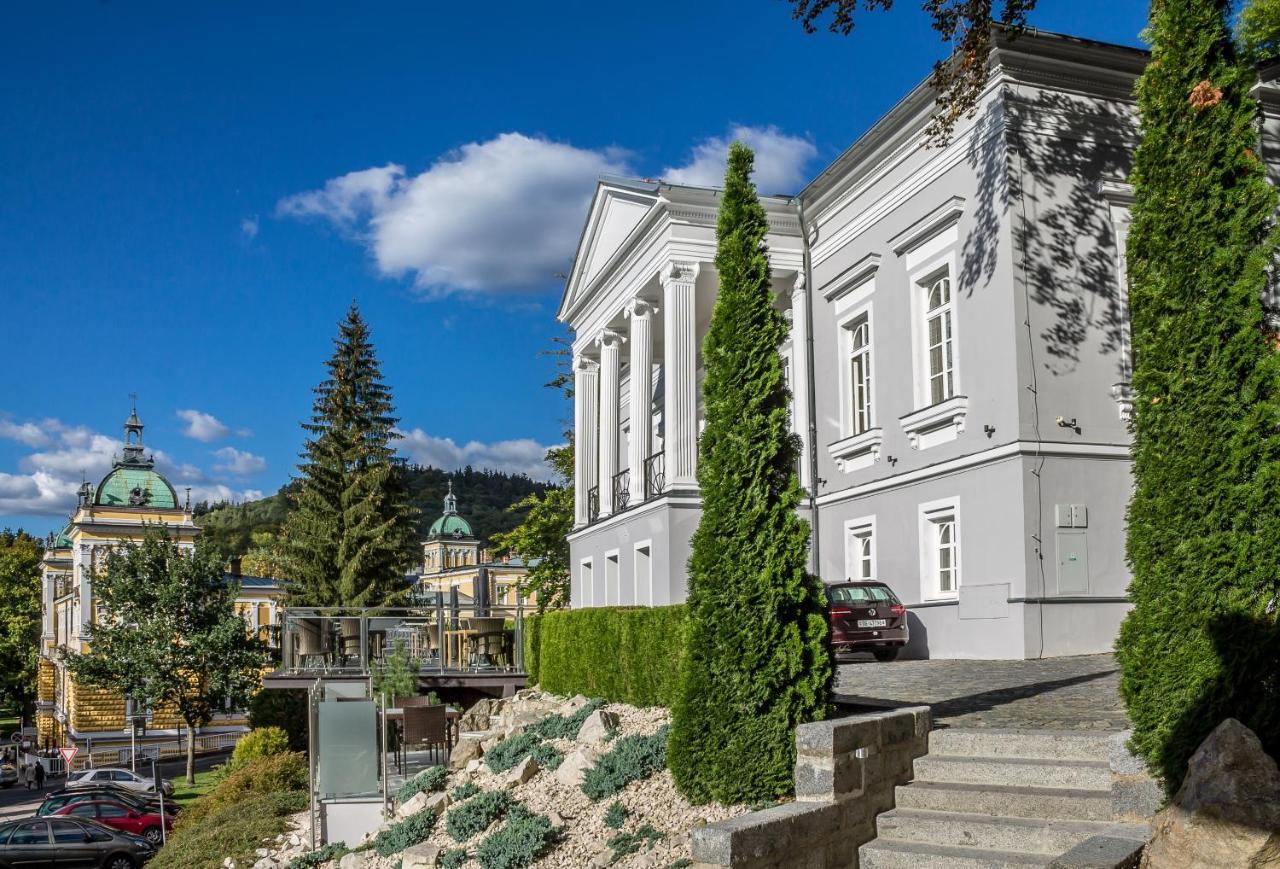 Gourmet Hotel Villa Patriot Marianske Lazne Exterior foto